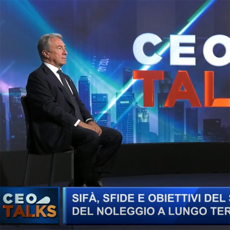 CEO TALKS desk