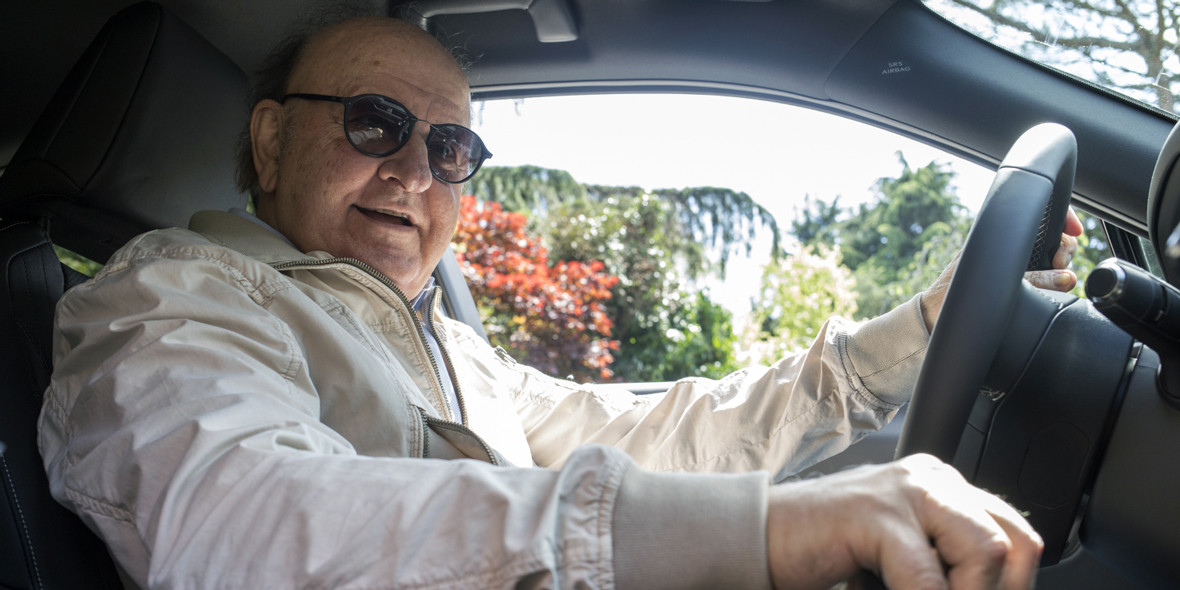 Consegna auto Sifà a Massimo Boldi