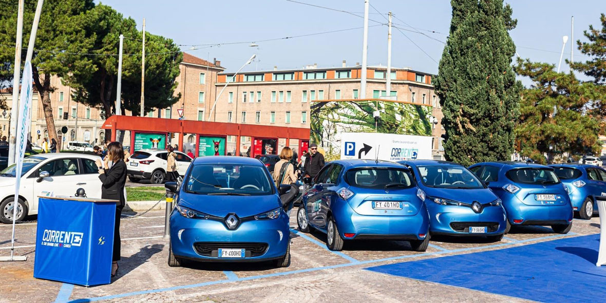ConsegnaRenaultZoeSifa08