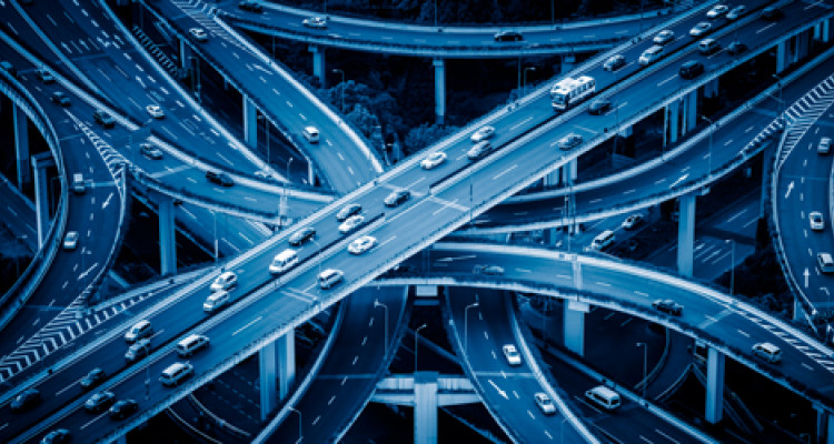 L’Italia resta fedele all’auto come principale mezzo di trasporto. A dirlo è il 14° Rapporto sulla mobilità in Italia, realizzato da Isfort, Asstra e Anav Sifa-news-mezzi-trasporto ANTE 1