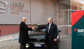 Consegna auto Sifà a Barilla