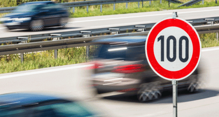 limiti-velocità-autostrada limiti-velocità-autostrada